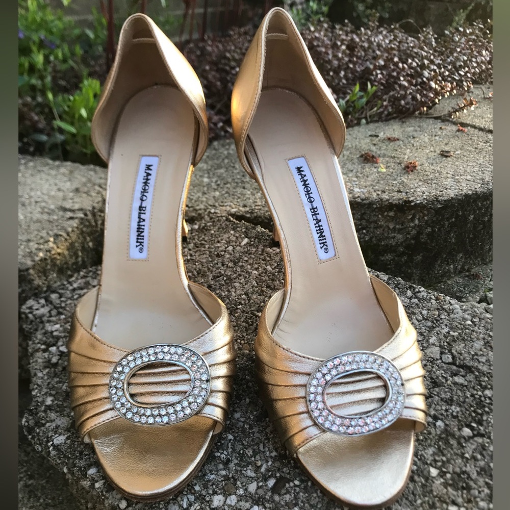 Manolo Blahnik Gold Sedaraby Heels EU Size 38.5